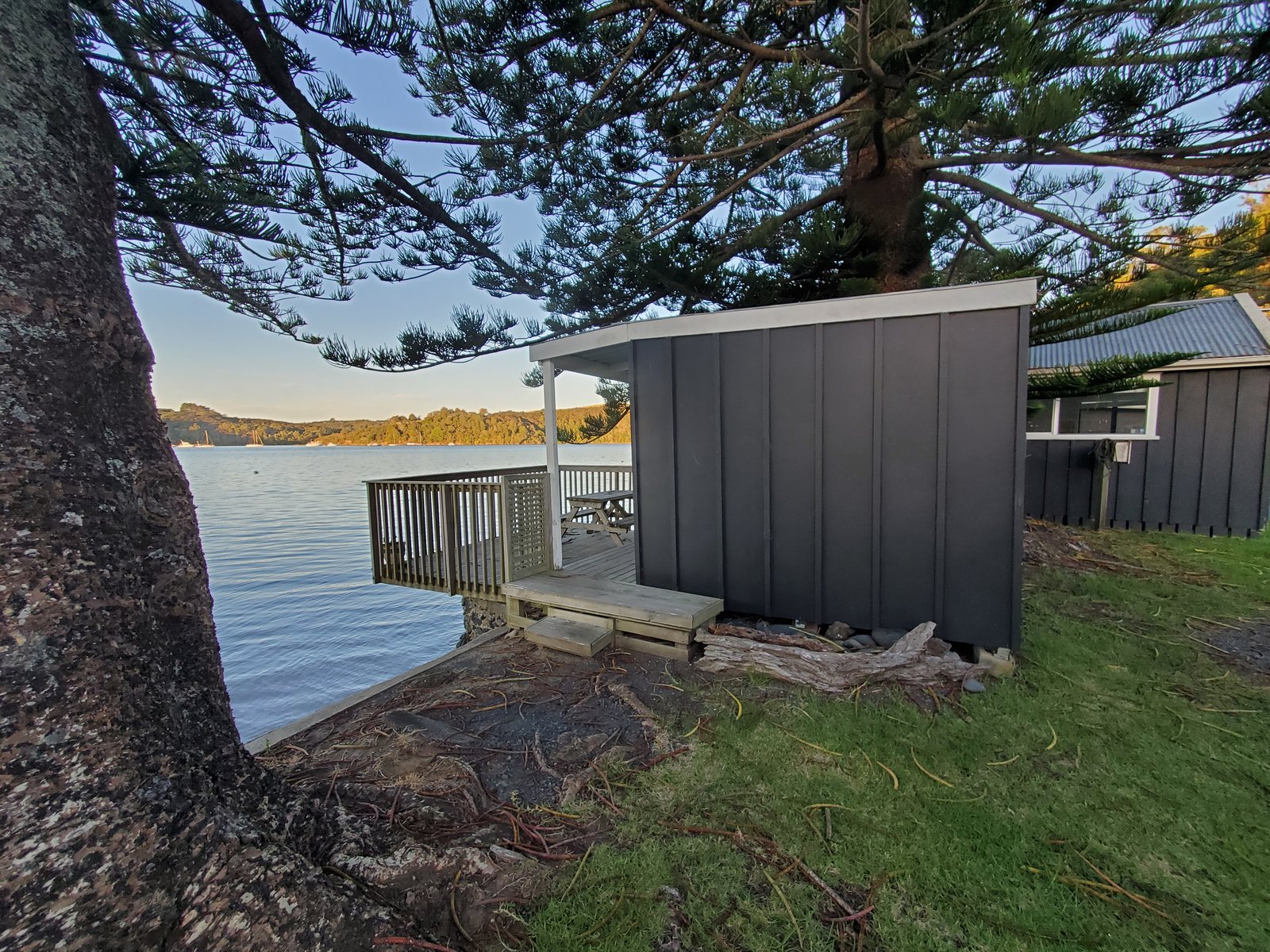 Waterfront cabin at Sandspit Holiday Park
