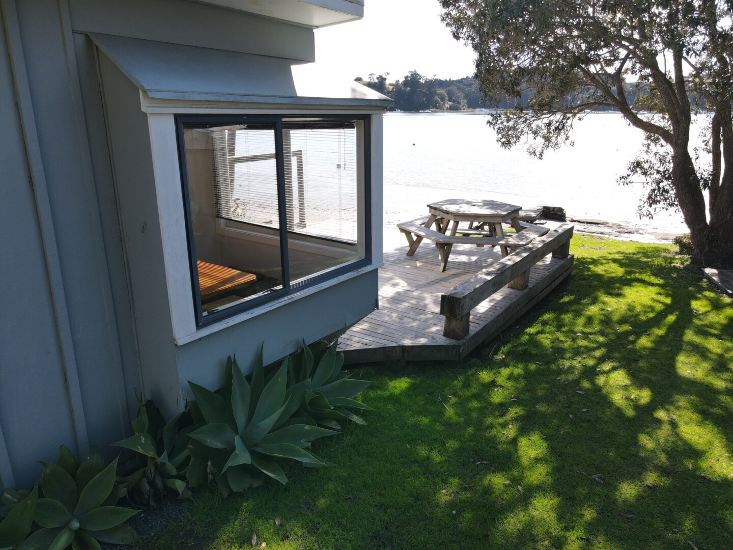 Cabins - Sandspit Holiday Park